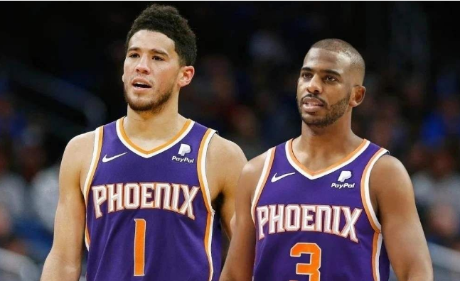  布克40分对飙米切尔，太阳关键战险胜骑士  